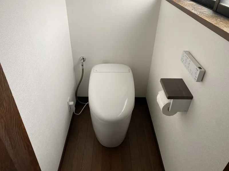 トイレ室のフルリフォーム